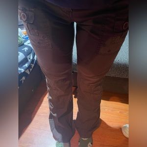brown cargo pants flare bottom lowrise size 3